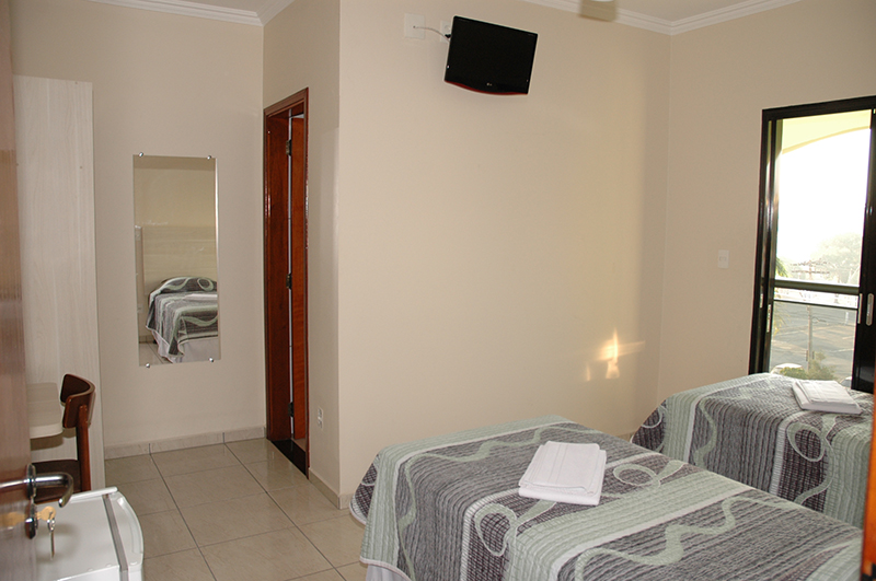 Excelentes acomodações para você que procura uma boa hospedagem em Santa Bárbara d’Oeste e região!
